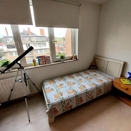 公寓 Appartement Charmant Jambes